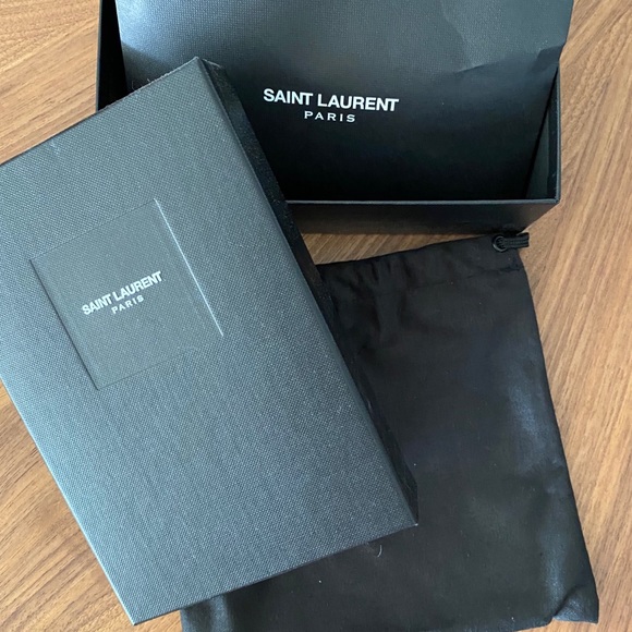 YSL Rive Gauche Compact Zip Around Wallet Rare Discontinued Style 100% Authentic - Picture 10 of 11